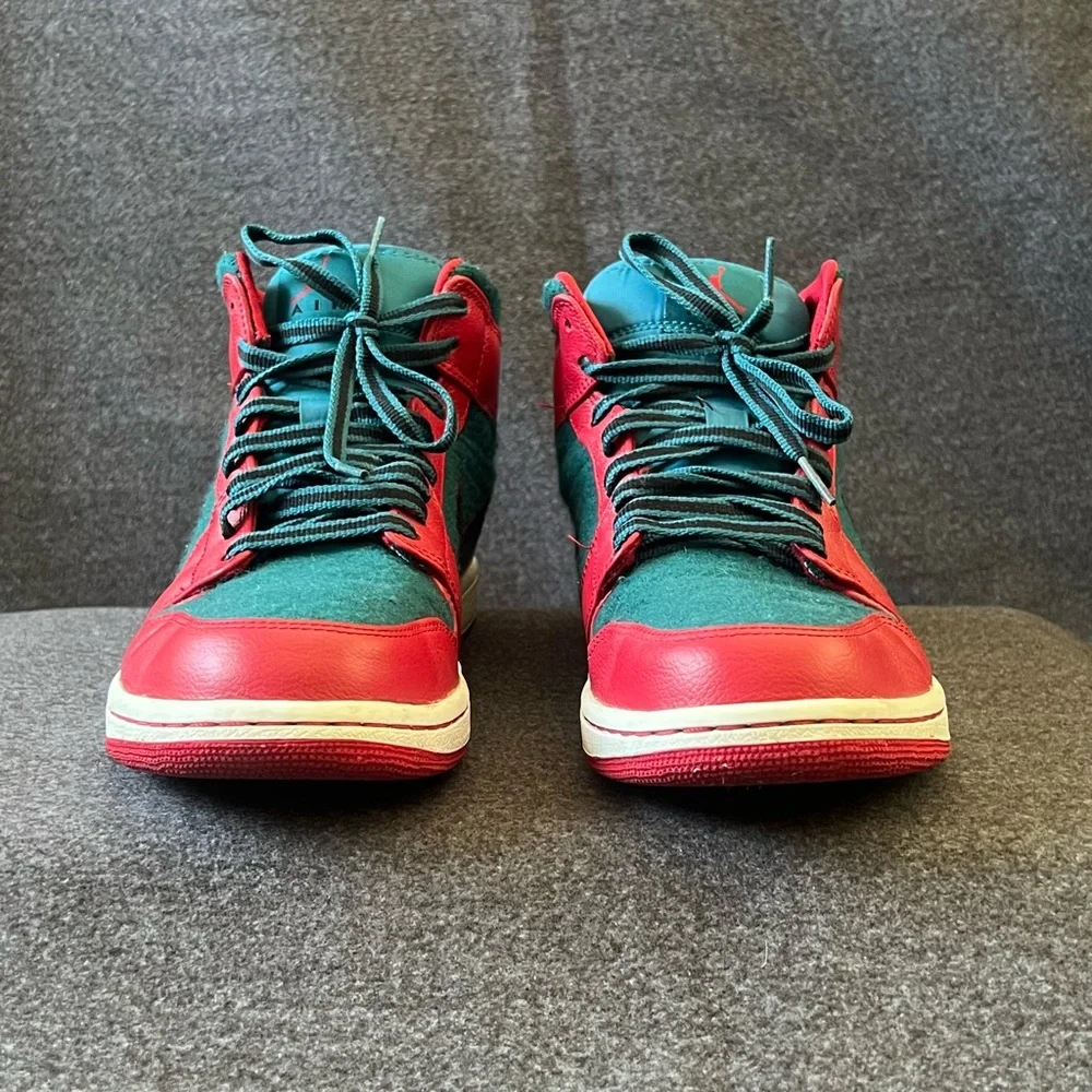 Air Jordan 1 Mid Gym Red Dark Sea Basketball Shoes